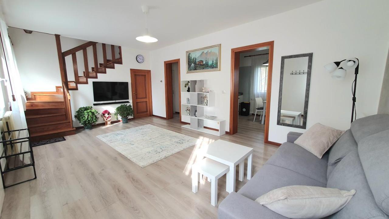 Niko Casa - 3 Bedroom Townhouse Ceggia Esterno foto